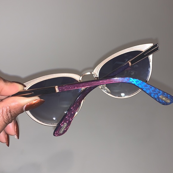 🛑SOLD🛑Tom Ford Sunnies - Picture 5 of 10